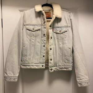 Levi’s Sherpa lined Jean jacket